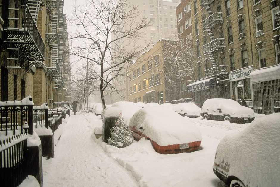 NYC Blizzard of 2000 –