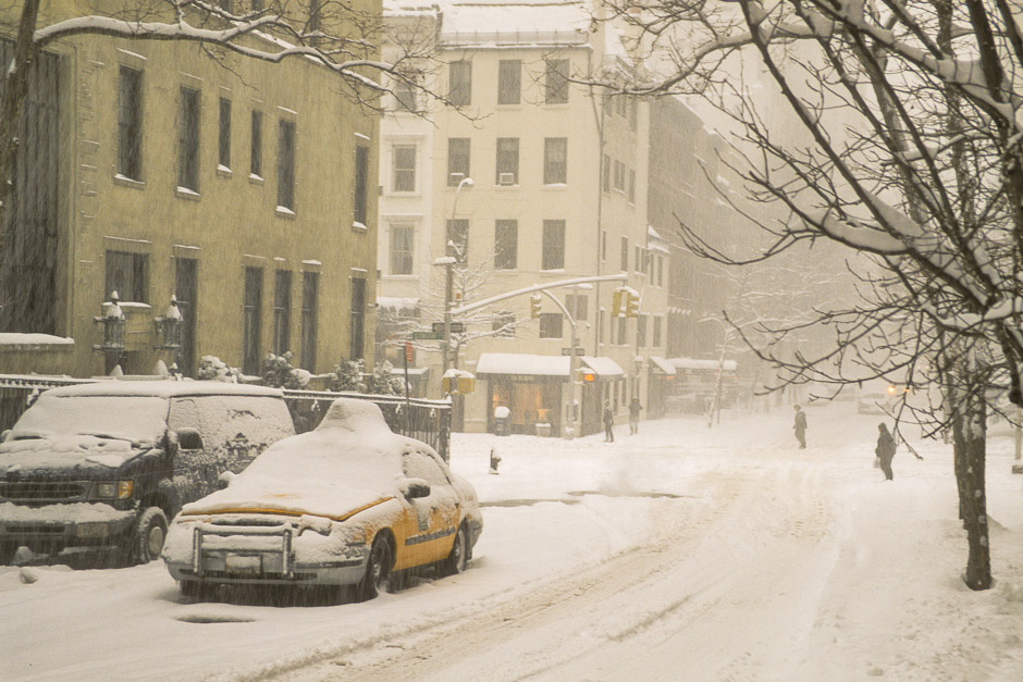 NYC Blizzard of 2000 –